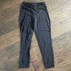 Athleta Joggers kids XXL (16)